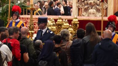 No Vaticano, acompanhe a movimentação de fiéis no adeus a Francisco
