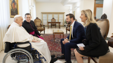 Papa recebe vice-presidente dos Estados Unidos em audiência