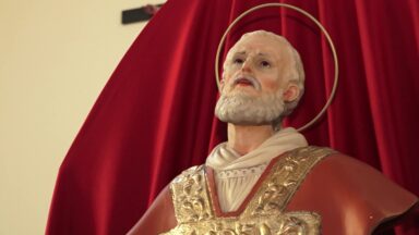 Igreja celebra dia de São Filipe Neri, o Santo da Alegria