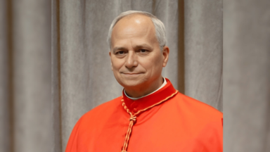 Conheça o Cardeal Robert Francis Prevost, eleito 267º Papa