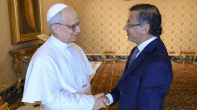 Papa Leão XIV se encontra com presidente da Colômbia em audiência