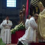 Papa ordena 32 padres em celebração na Basílica São Pedro