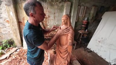 Cidade mineira une fé e arte para evangelizar moradores e turistas