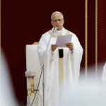 Sacramento da Eucaristia é o dom divino da salvação, afirma Leão XIV