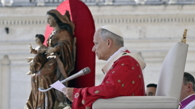 Papa no Regina Caeli: que o Espírito ilumine os governantes para a paz