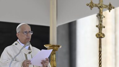 Papa reza pelas famílias, especialmente as que sofrem com as guerras