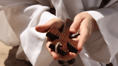 Papa exorta religiosas a servir Cristo através dos mais frágeis