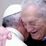 Morre cardeal considerado pelo Papa Francisco exemplo de confessor