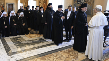 Papa exorta à unidade na fé em meio à insensatez da guerra