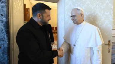 Papa recebe o presidente ucraniano Zelensky em Castel Gandolfo