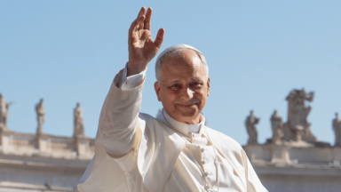 Compartilhem sua experiência de fé, pede Papa a recém-convertidos
