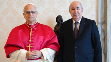 Papa se encontra com o presidente da República da Argélia
