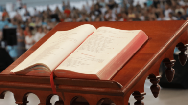 Papa encoraja fiéis à participação mais ativa na ação litúrgica da Igreja