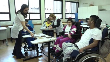 Instituição em SP atua na inclusão da pessoa com deficiência múltipla