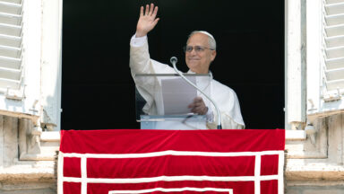 Papa no Angelus: Invista o tesouro da sua vida no amor e na misericórdia