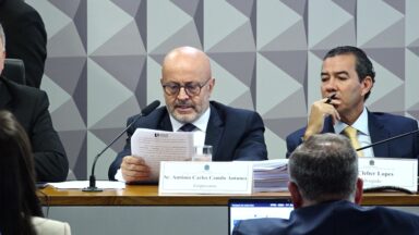 Careca do INSS presta depoimento em CPMI do Senado
