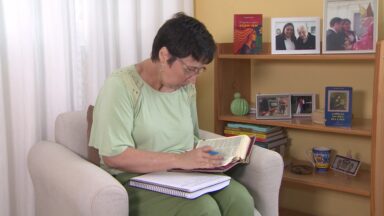 Missionária encontra, na Palavra de Deus, a força para vencer um câncer