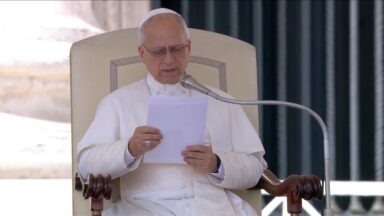 Deus age no tempo da confiança, afirma Papa Leão XIV