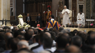 Papa exorta a trabalhar pela participação ativa de todos na vida da Igreja