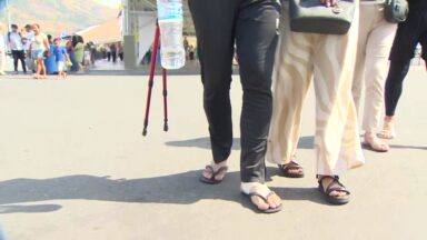 Peregrinos preferem fazer a pé o caminho até o Santuário de Aparecida