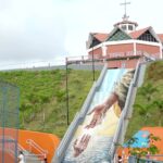 Artista coreano muda o concreto de muros e escadarias em Aracaju