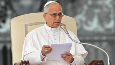 Papa: a Igreja não tolera o antissemitismo, o amor gera diálogo