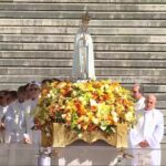 Fiéis se reúnem em Fátima para recordar aparição de Nossa Senhora