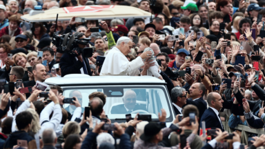 A ressurreição de Cristo cura a doença da tristeza, diz Papa na catequese