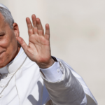 Papa: universidades católicas devem ser itinerários da mente rumo a Deus