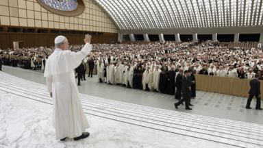 Papa: nenhuma força humana derrota o poder das promessas de Deus
