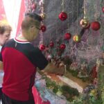 Famílias mantêm tradição da montagem do presépio e da árvore de Natal