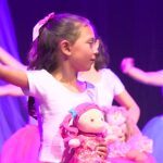 Apresentação de ballet encerra ano de projeto social da Canção Nova