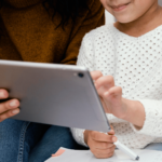 Papa enfatiza educação digital para proteger menores na era da IA