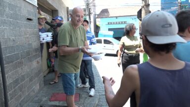 Paróquia da capital paulista distribui, diariamente, 400 marmitas