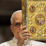 Papa incentiva fiéis a propagar a Palavra de Deus nas redes