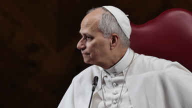 Papa alerta para mudança rápida causada pela IA