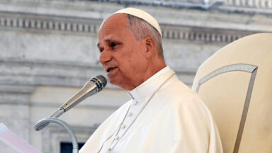 Em Istambul, Papa tem encontro privado com autoridade religiosa turca