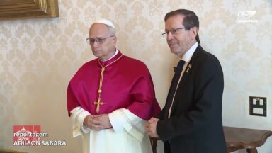 Papa pede fim do antissemitismo e mais esforços de paz em Israel