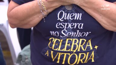 Entre sorrisos e lágrimas, Hosana Brasil renova a fé em Deus