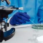 Papa pede que avanços da ciência cheguem a todos, inclusive aos pobres