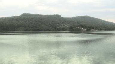 Calor intenso eleva consumo de água em meio à baixa chuva em São Paulo