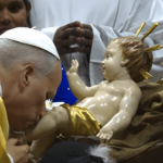 Papa na Missa do Galo: Natal é festa da fé, da caridade e da esperança