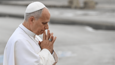 Papa lamenta retomada do conflito entre Tailândia e Camboja