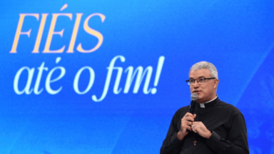 “A fidelidade é o amor provado”, afirma padre Roger Luis