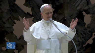 Catequese do Papa destaca Dei Verbum e a comunicação divina