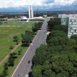 Governo prevê a saída de mais de 20 ministros até abril