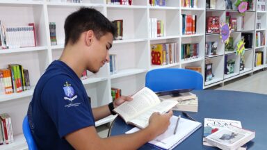 Oração e estudo ajudam candidato a alcançar bom desempenho no Enem