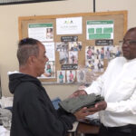 Igreja de BH lança corrente solidária para pessoas em situação de rua