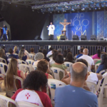 Fiéis se preparam para chegada do Ano Novo na Canção Nova