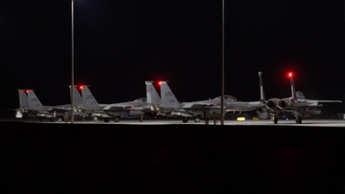 Estados Unidos lançam ataques contra Estado Islâmico na Síria